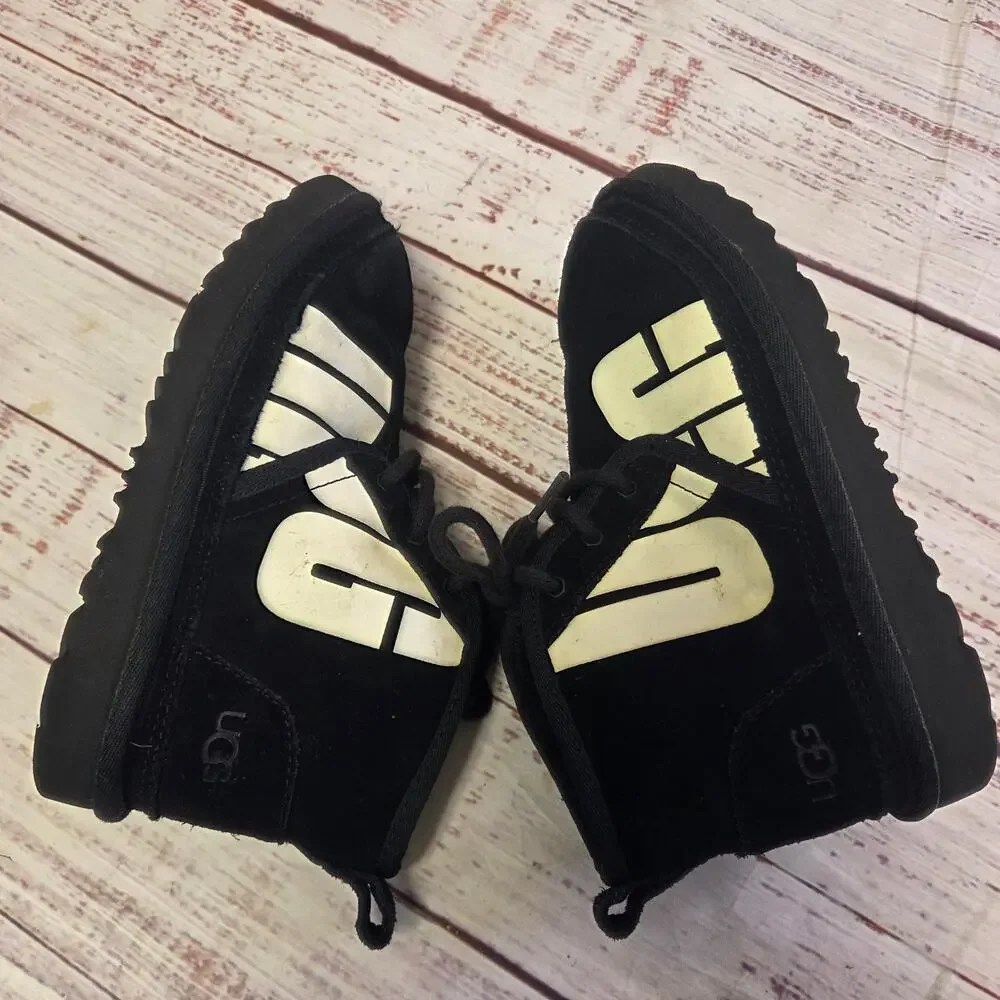 UGG big kids’